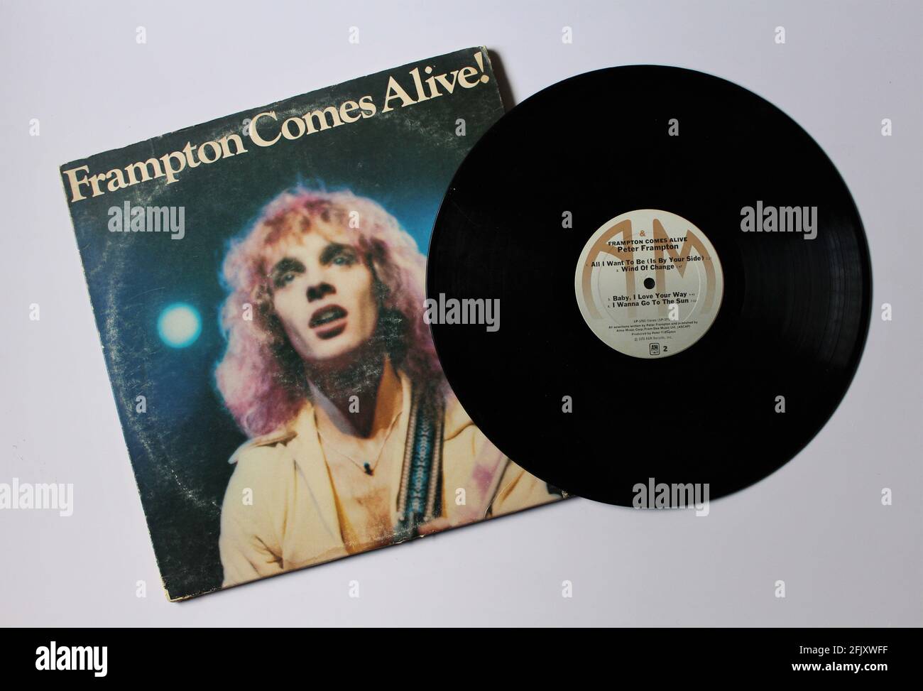 Englischer Rock-Künstler, Peter Frampton Musikalbum auf Vinyl-LP-Schallplatte. Mit Dem Titel: Frampton Wird Lebendig! Stockfoto