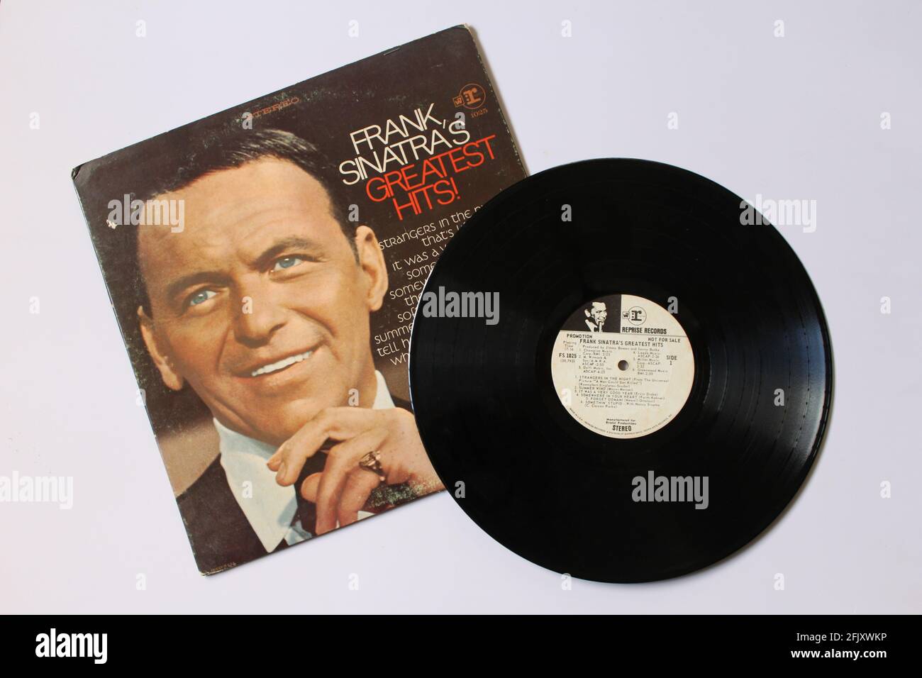 Jazz- und Easy Listening-Musiker, Frank Sinatra-Musikalbum auf Vinyl-Schallplatte. Titel: Frank Sinatras größte Hits Stockfoto