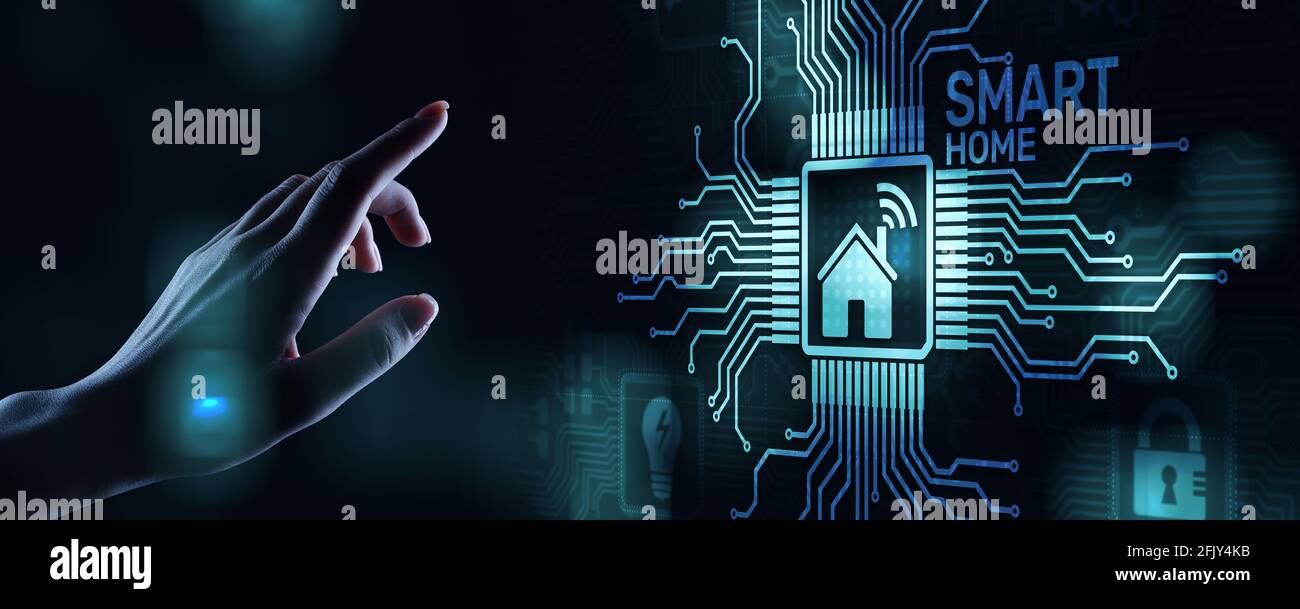 Smart Home Bedienfeld auf virtuellem Bildschirm. Technologiekonzept IOT und Automation Stockfoto