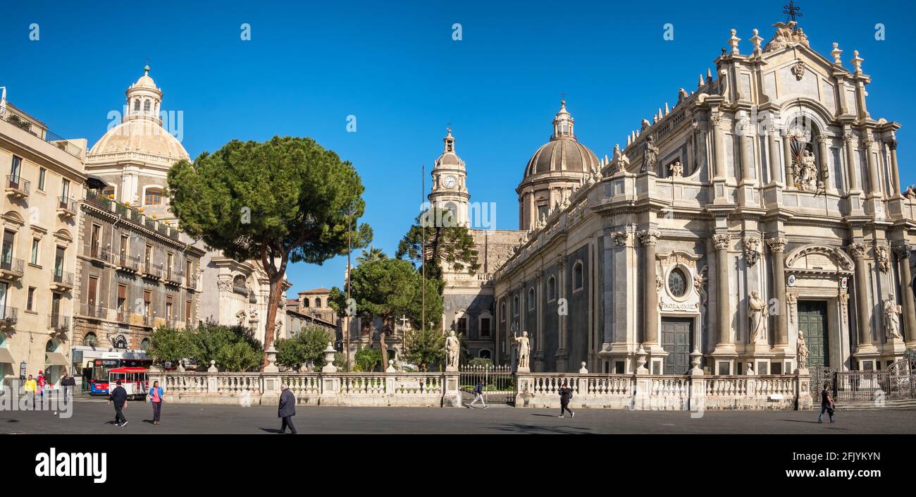 Kathedrale Santa Agata auf der Piazza del Duomo in Catania, Sizilien Stockfoto