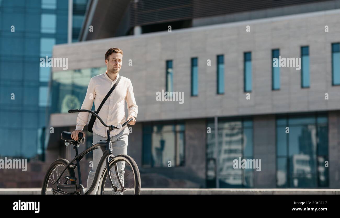 Radfahren Vintage Kleidung Stockfotos und -bilder Kaufen - Alamy