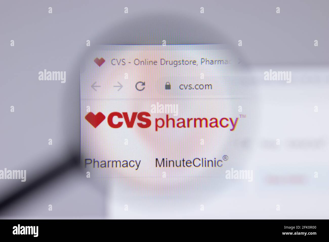 New York, USA - 26. April 2021: CVS Pharmacy Logo close-up auf Website-Seite, illustrative Editorial Stockfoto