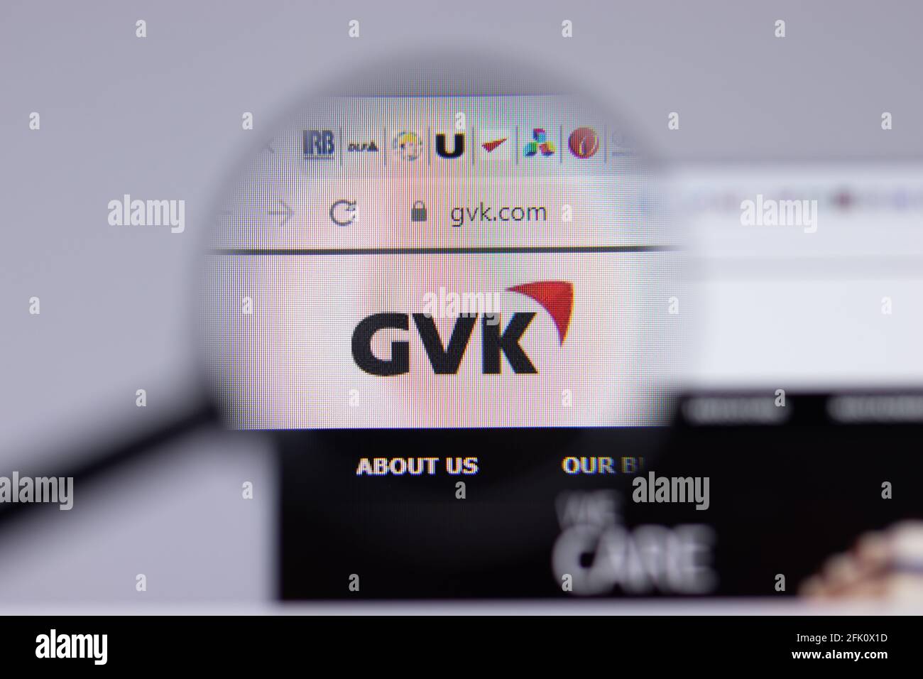 New York, USA - 26. April 2021: GZK Industries Logo close-up auf Website-Seite, illustrative Editorial Stockfoto