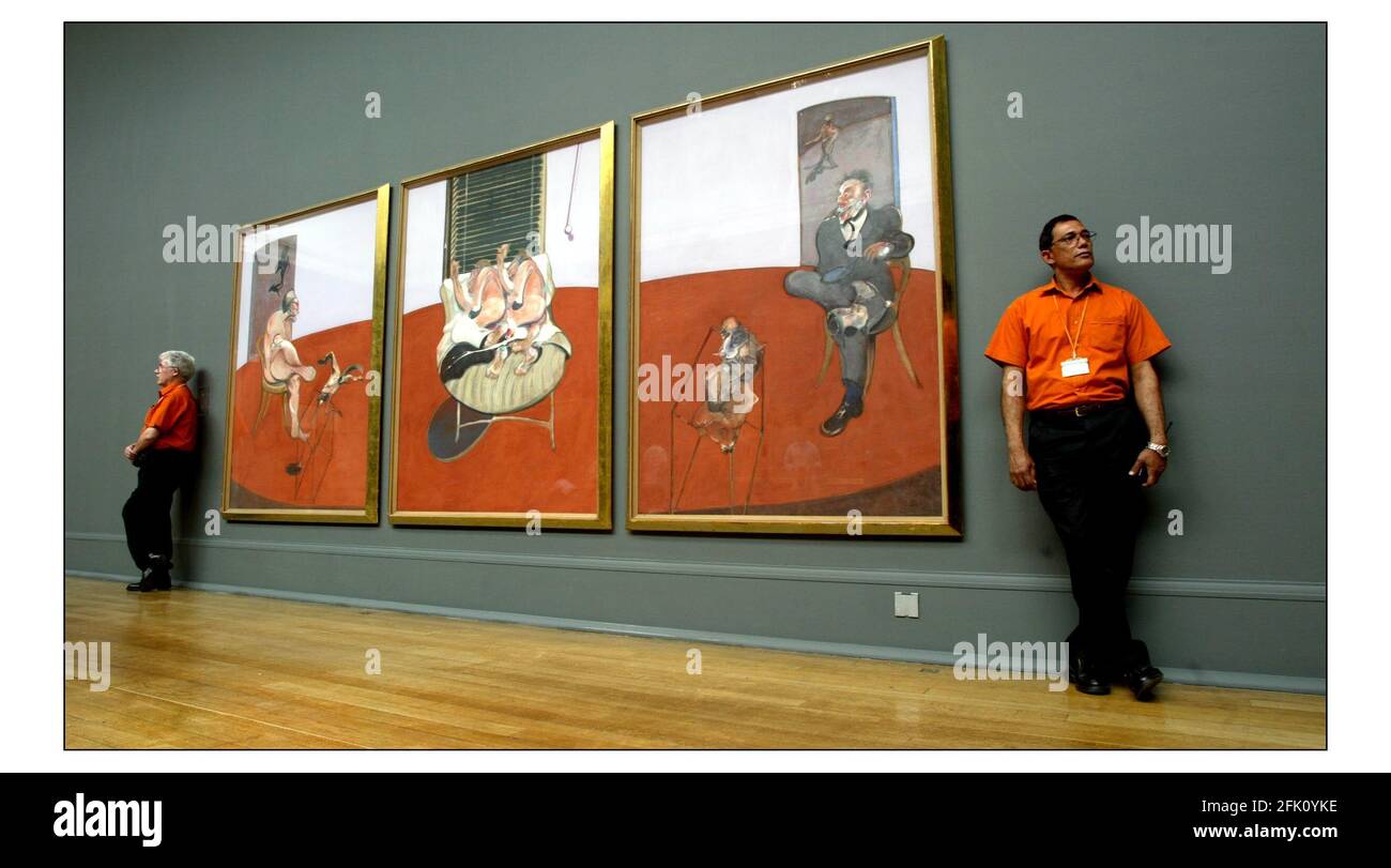 Ein großes Francis Bacon Gemälde von 1968 wird erstmals in einer britischen öffentlichen Galerie als Teil eines neuen Raumes in den British Art Displays in der Tate Britain gezeigt. Zwei Figuren liegen auf einem Bett mit Begleitern 1968 wurde großzügig von der Teheran Museum of Contemporary Art, in dessen Sammlung es seit dem 1970s.pic David Sandison 17/6/2004 Stockfoto