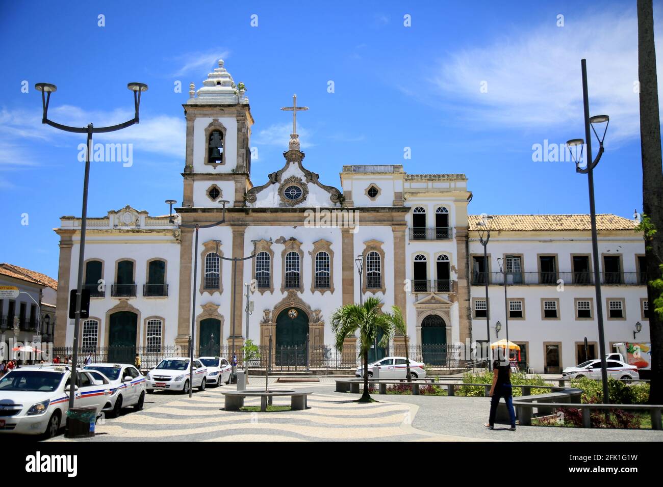salvador, bahia, brasilien - 10. februar 2021: Blick auf den Platz Terreiro de Jesus in Pelourinhoin der Stadt Salvador. *** Ortsüberschrift *** Stockfoto