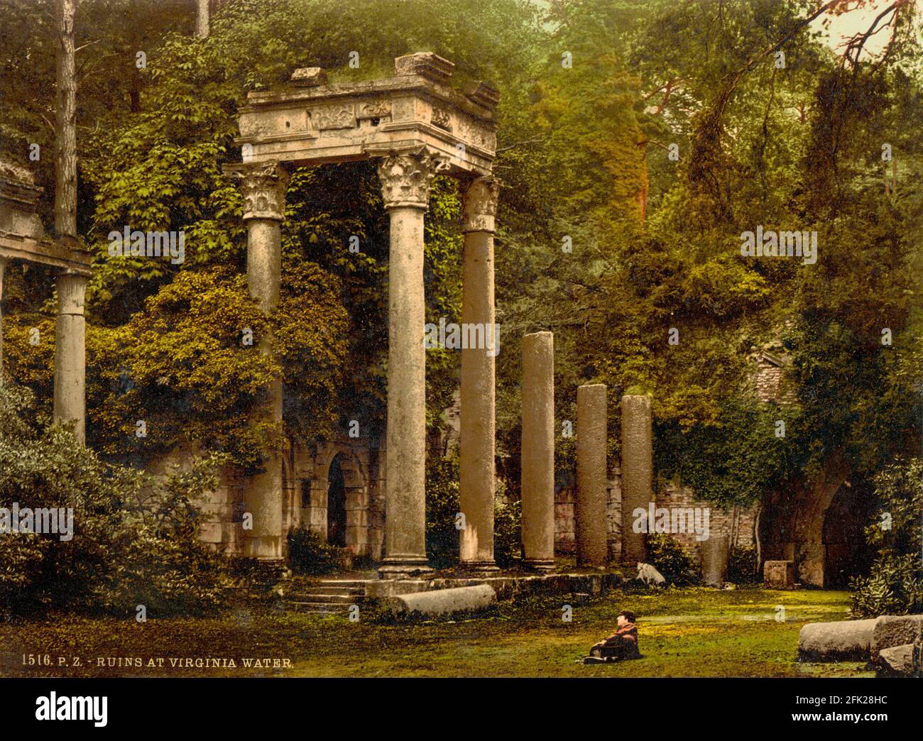 Die Ruinen des Augustus-Tempels aus der Stadt Leptis Magna, im Great Windsor Park, Virginia Water, Surrey, um 1890-1900 Stockfoto