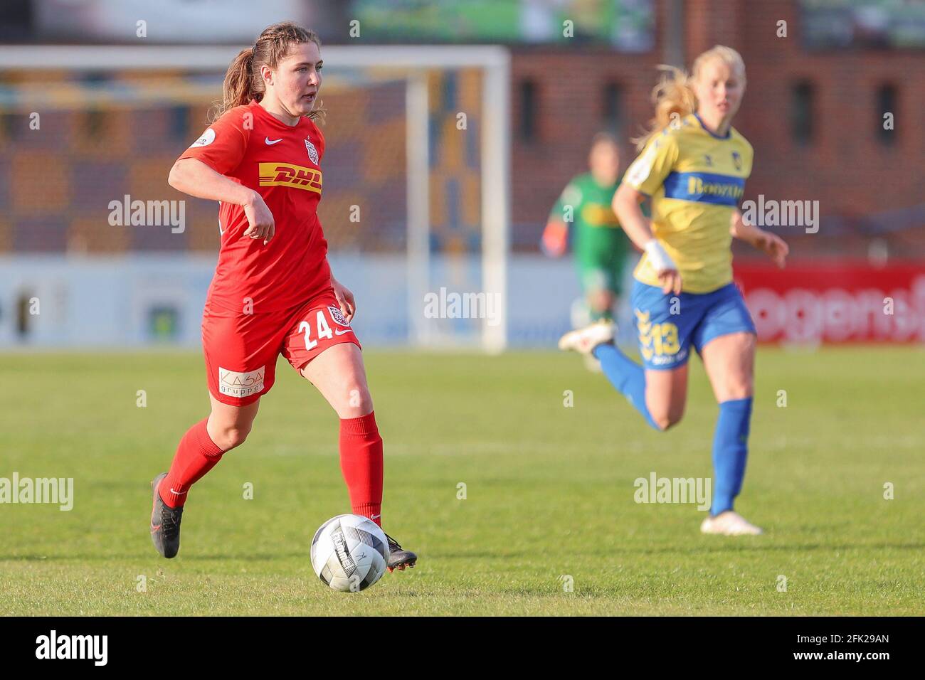 Brondby, Dänemark 21. April 2021. Anna Karlsson (24) vom FC Nordsjaelland beim Gjensidige Kvindeliga-Spiel zwischen Brondby IF und FC Nordsjaelland im Brondby Stadion in Brondby, Dänemark. (Bildnachweis: Gonzales Photo - Rune Mathiesen). Stockfoto