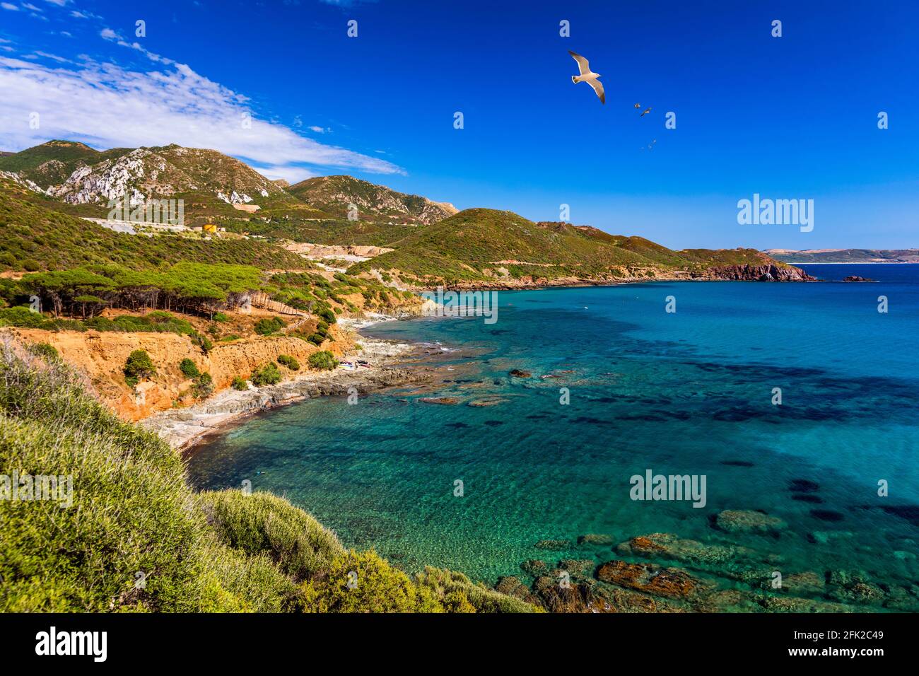 Strand Spiaggia di Bega sa Canna (Porto Flavia) in der Nähe von Porto Flavia, Sardinien, Italien. Stockfoto