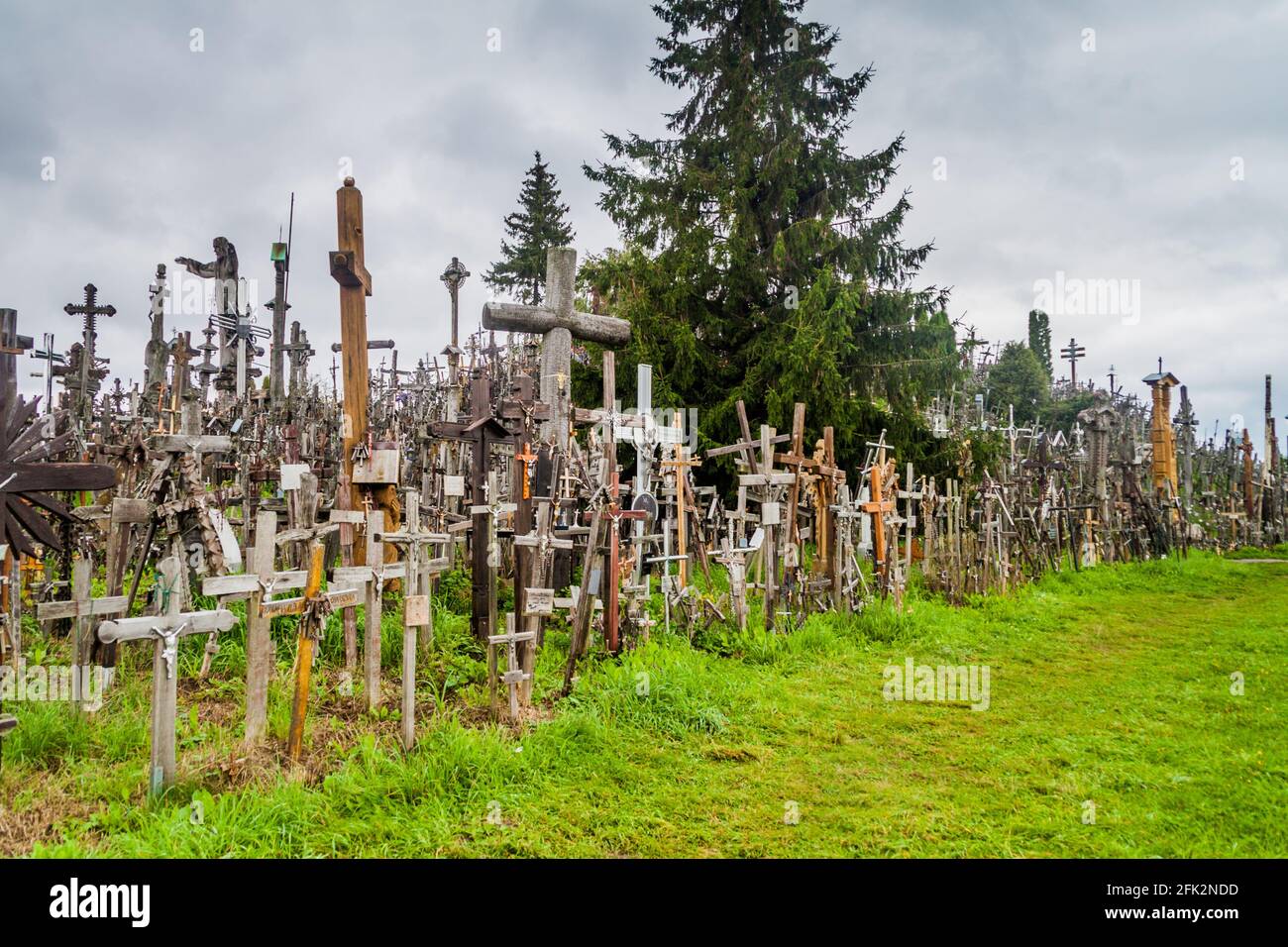 Der Kreuzberg, Wallfahrtsort im Norden Litauens Stockfoto