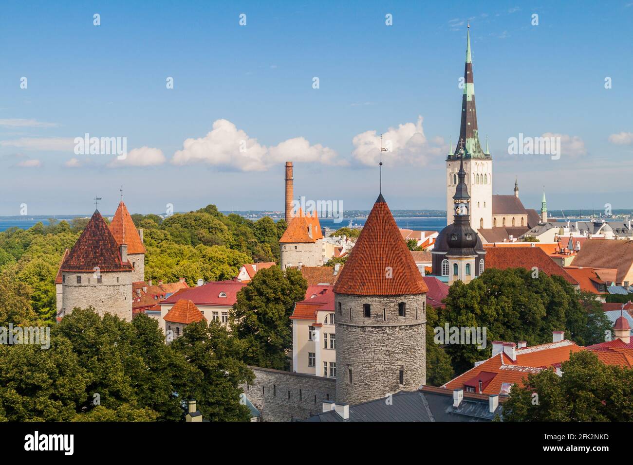 Tallinn estland skyline -Fotos und -Bildmaterial in hoher Auflösung – Alamy