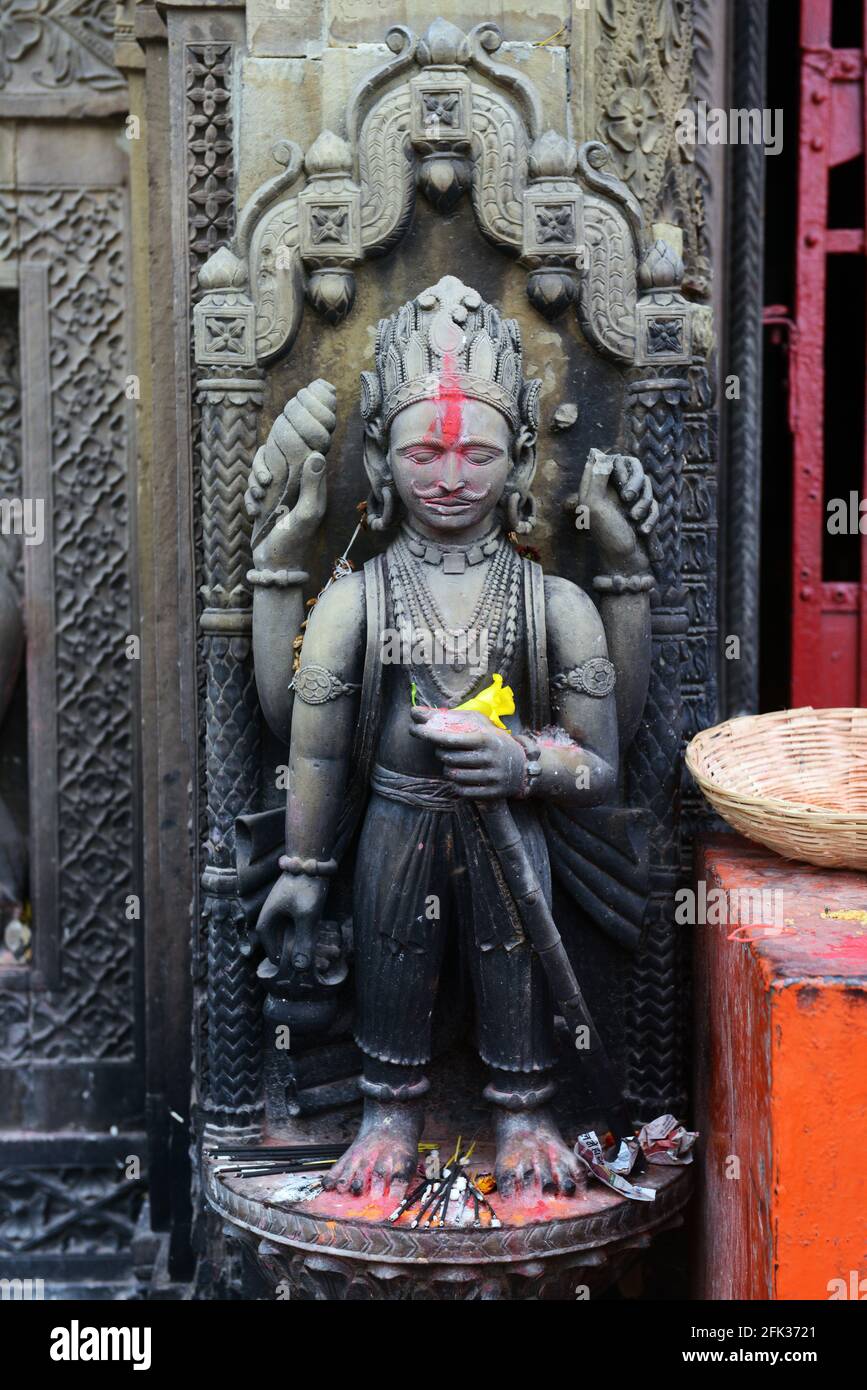 Maa Durga Tempel östlich von Varanasi, auf der gegenüberliegenden Seite des Ganges Flusses. Stockfoto