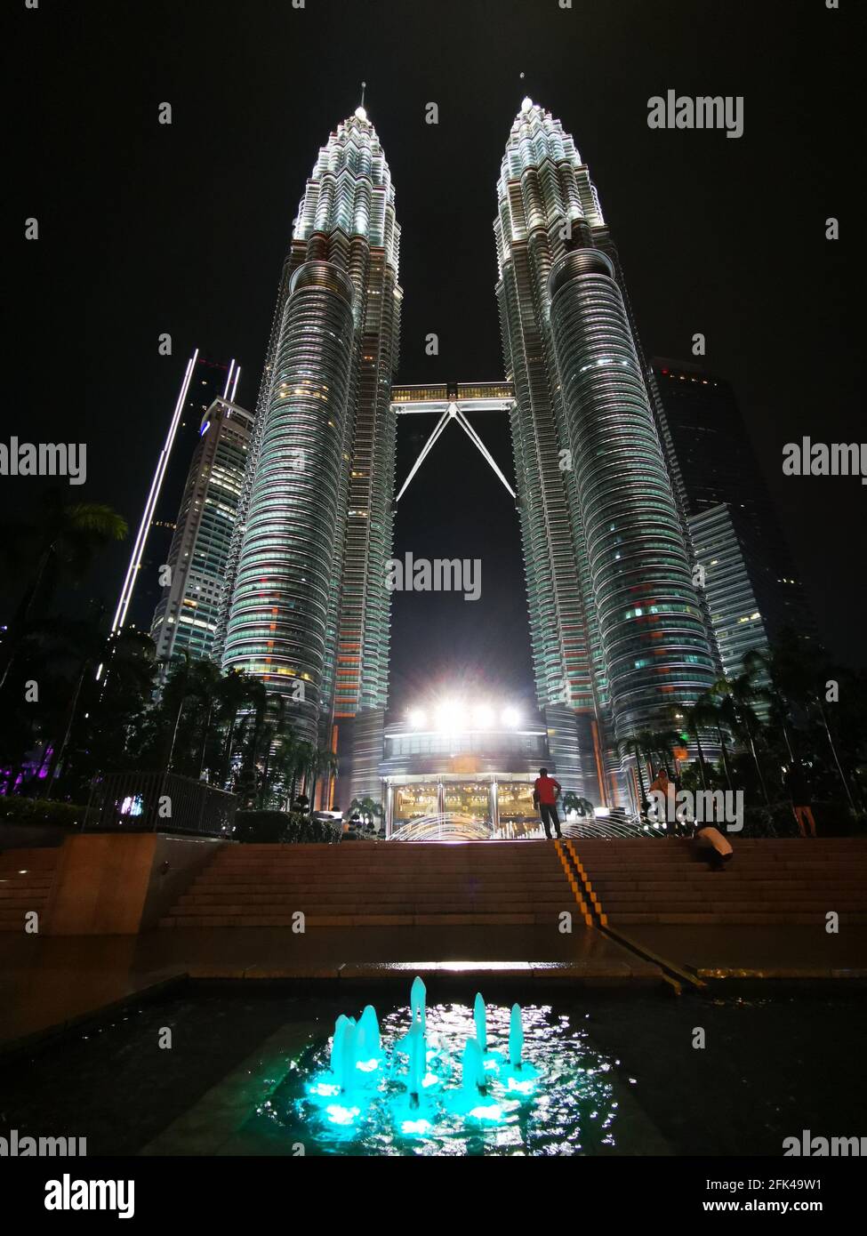 KL, MALAYSIA - 21. Apr 2021: Petronas Twin Tower Kuala Lumpur Stockfoto