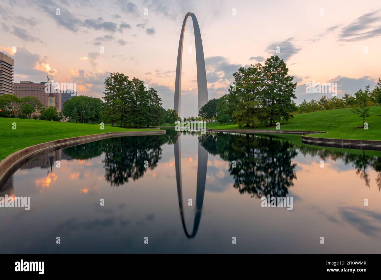 St. Louis, Missouri, USA Blick auf den Park am Morgen. Stockfoto