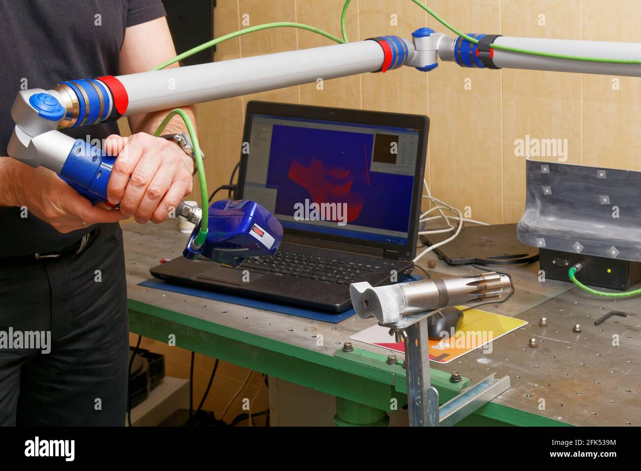 Reverse Engineering mit 3D-Scanner. CNC-Digitalisierung. Stockfoto