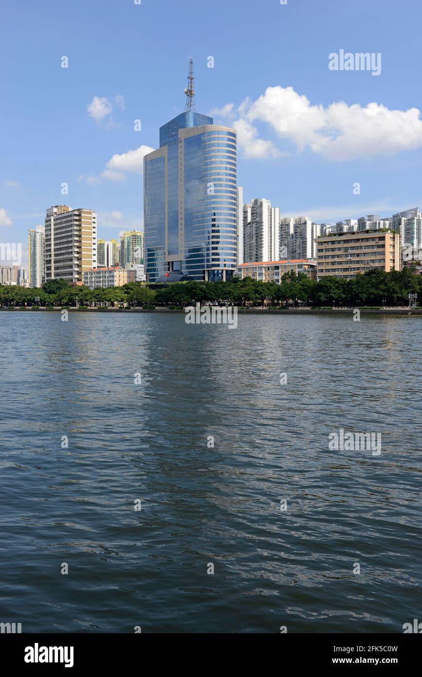 Ein modernes Gebäude am Südufer des Perlflusses im Zentrum von Guangzhou, China Stockfoto