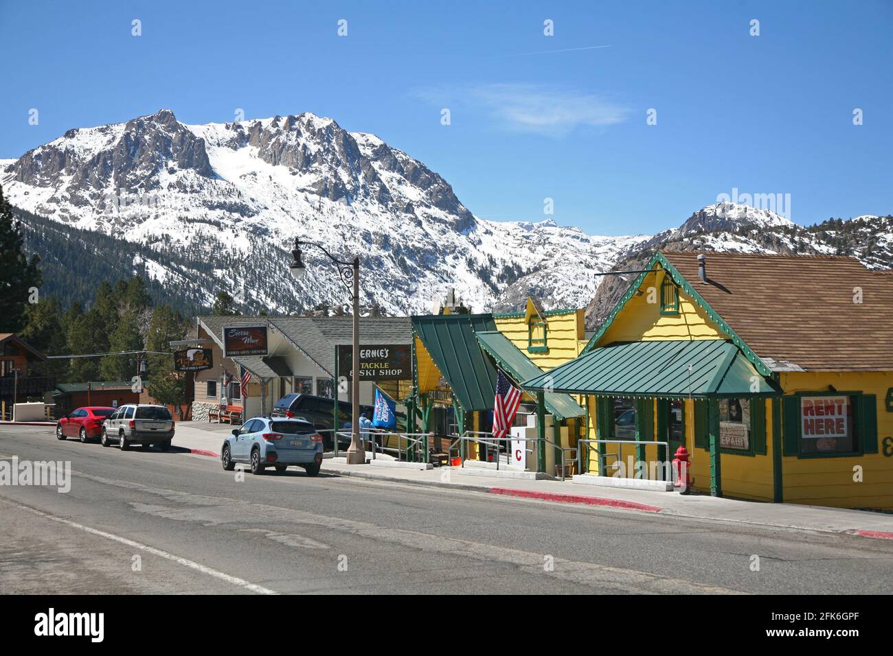 Downtown June Lake Village in den östlichen Bergen der Sierra Nevada Kalifornien Stockfoto