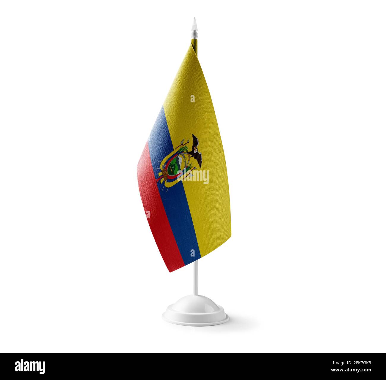 Kleine Nationalflagge der Ecuador auf weißem Hintergrund Stockfoto