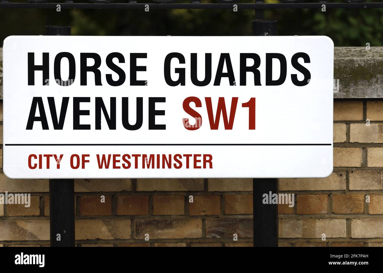 London, England, Großbritannien. Straßenschild: Horse Guards Avenue, SW1 Stockfoto