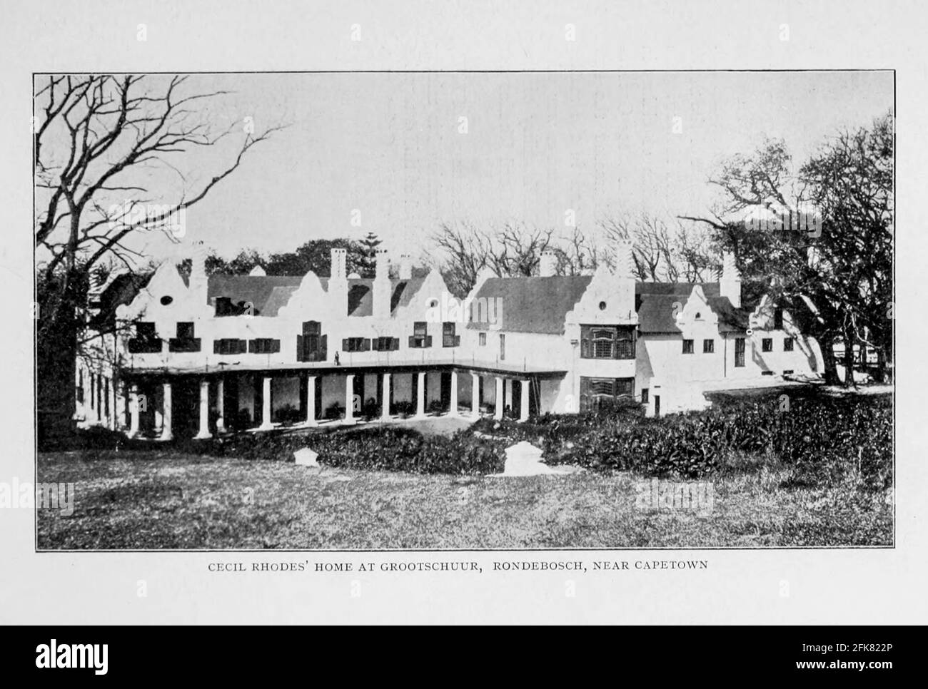 Cecil Rhodes' Home at Grootschuur, Rondebosch, near Capetown aus dem Buch "Großbritannien über die Meere: Afrika: Eine Geschichte und Beschreibung des Britischen Reiches in Afrika" von Johnston, Harry Hamilton, Sir, 1858-1927 Veröffentlicht 1910 in London von National Society's Depository Stockfoto