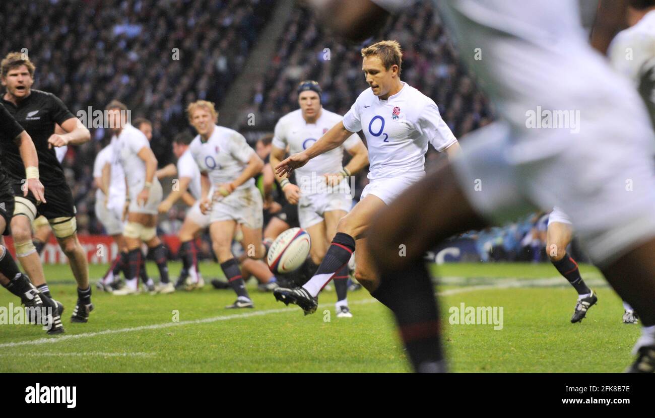 ENGLAND V NEUSEELAND IN TWICKENHAM 21/11/09. BILD DAVID ASHDOWN Stockfoto