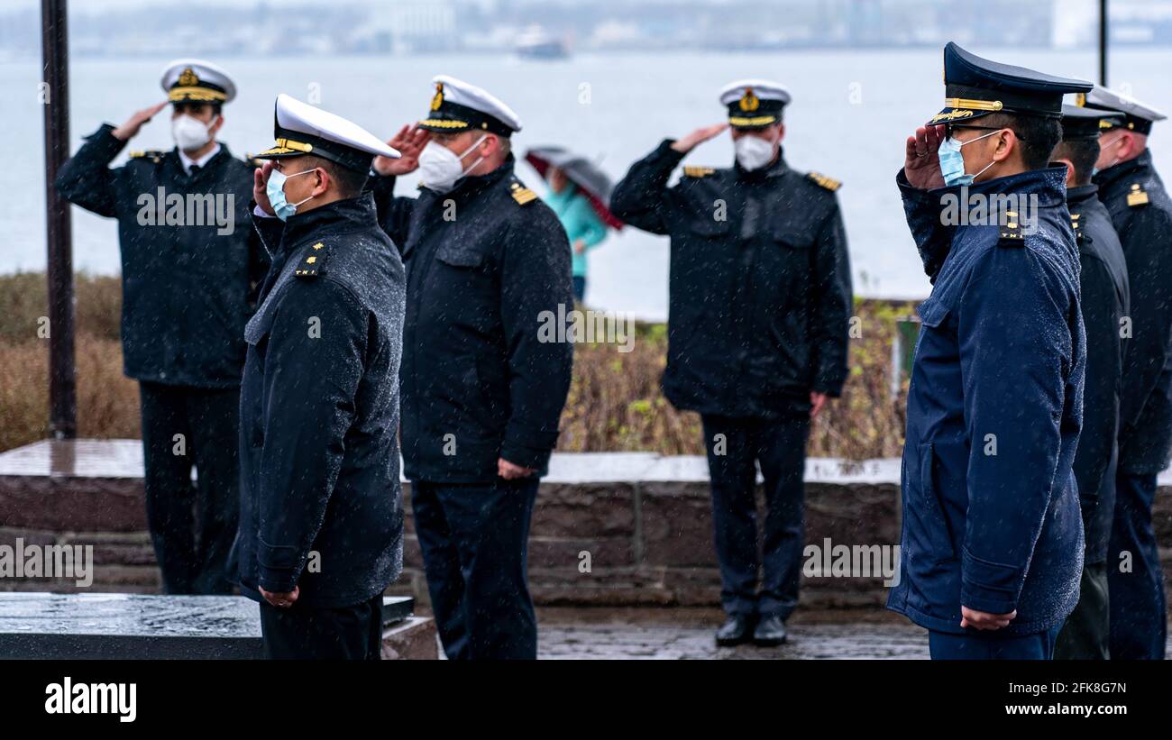Kommandant Von U 48 _ Übungsboot U48 – RUAUE