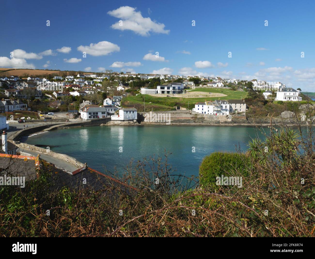 Portmellon, in der Nähe von Mevagissey, Cornwall, an einem frühen Frühlingsnachmittag. Stockfoto