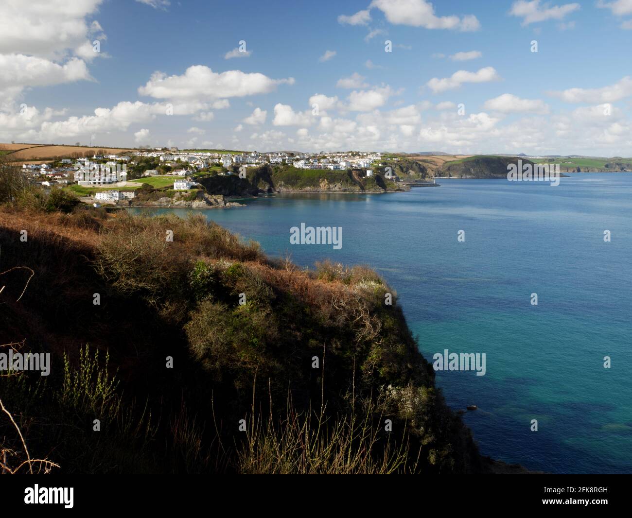 Portmellon und Mevagissey, Cornwall, vom Küstenpfad zum Chapel Point aus gesehen. Stockfoto