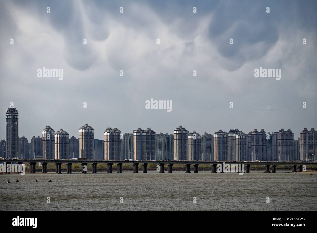 Wilde Wetter Wolken Formationen Harbin China Day Mammatus Stockfoto