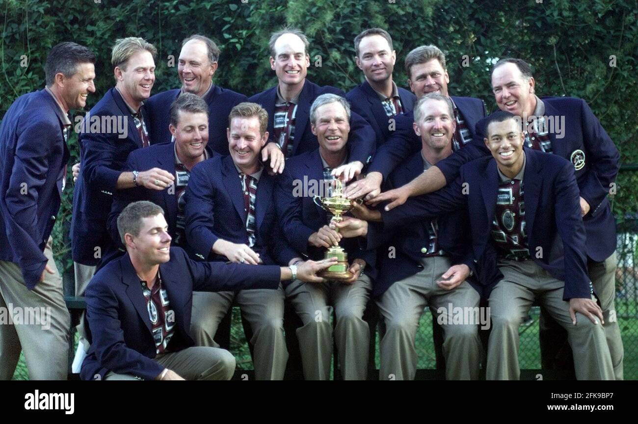 RYDER CUP 1999 IM COUNTRY CLUB BOSTON 2. TAG VIERER. 25/9/99. DAS US-TEAM NACH DEM SIEG IM RYDER CUP. BILD. BILD DAVID ASHDOWN. Stockfoto