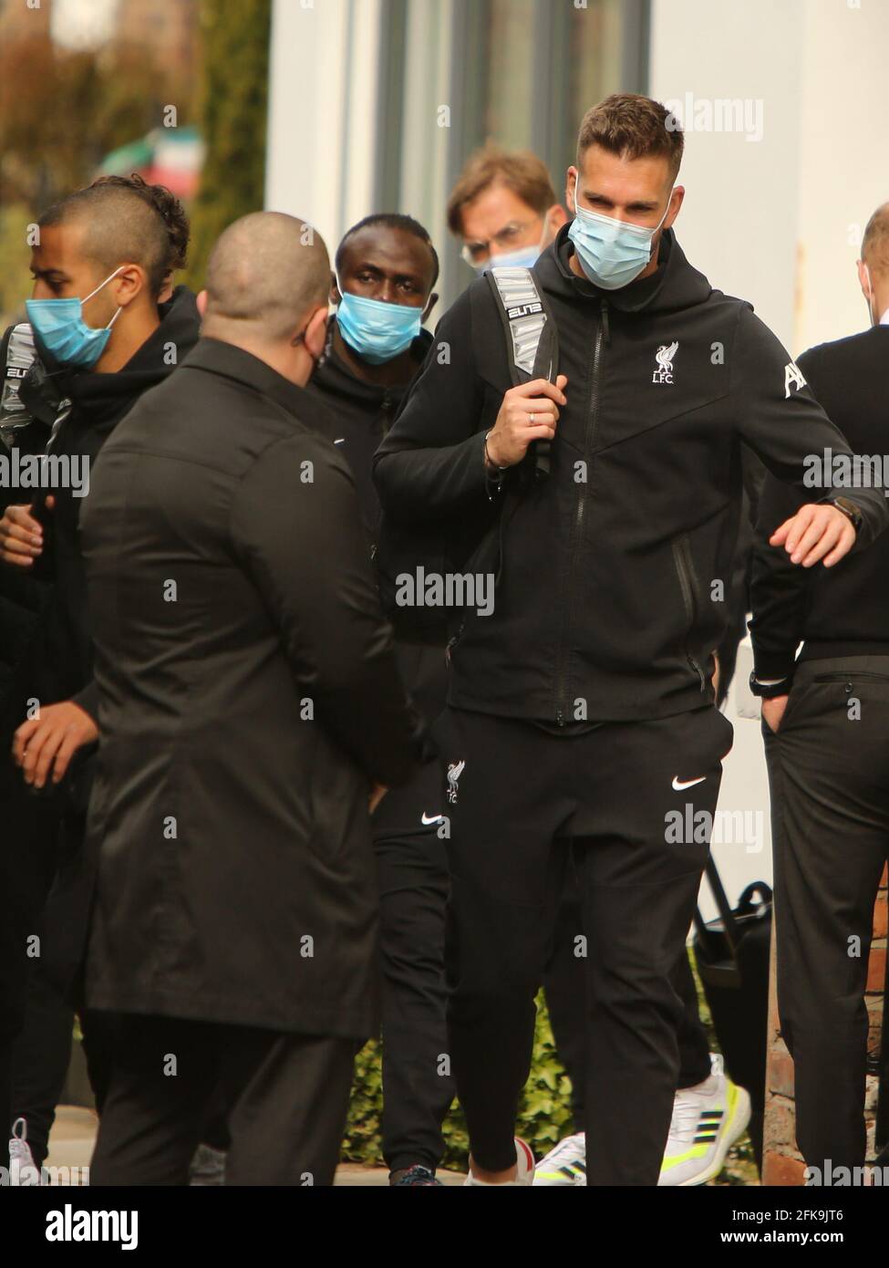 LFC protestiert vor anfield und lfc-Spieler verlassen ihr Hotel Stockfoto