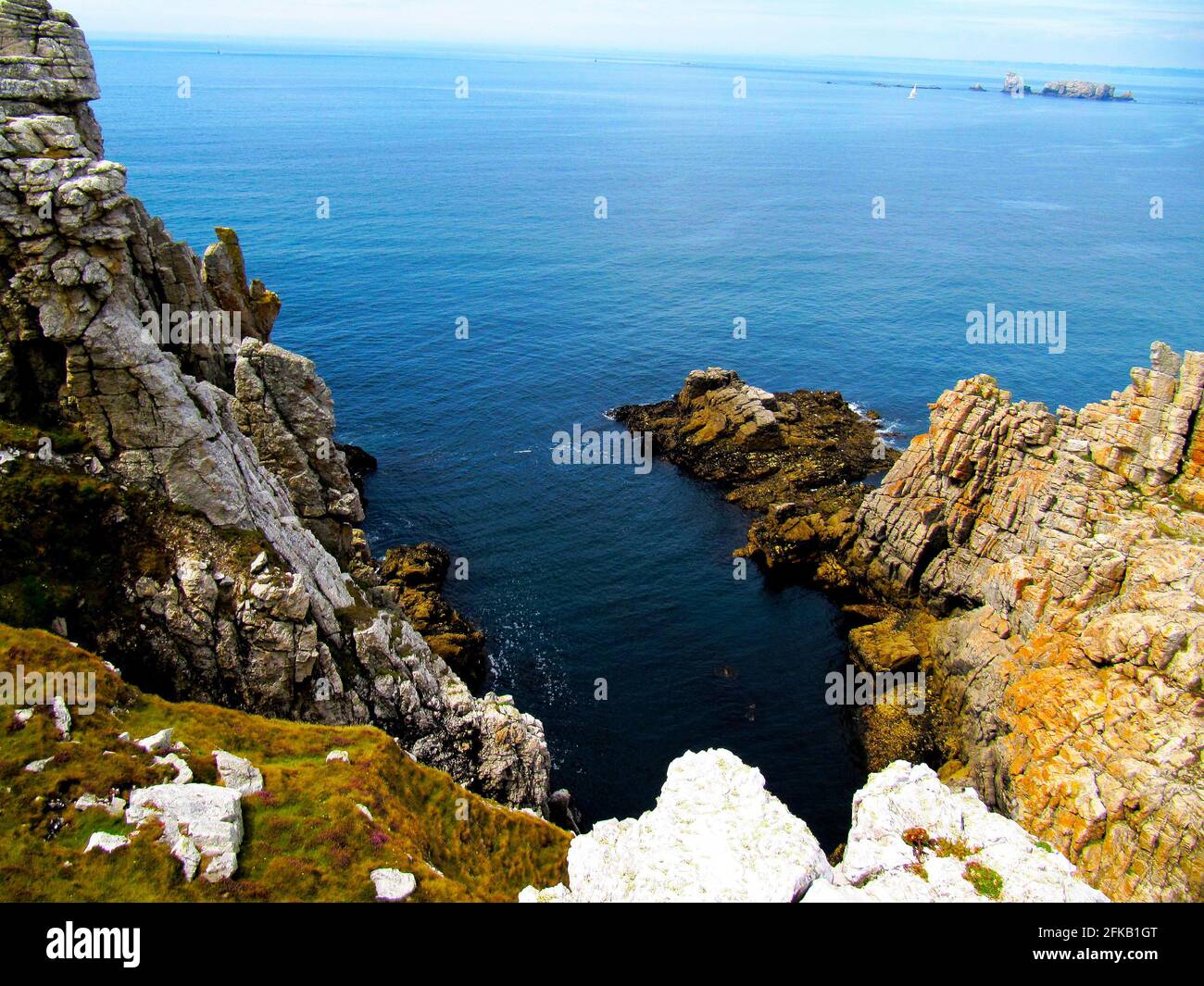 Pointe de Penhir , Felsenküste, Camaret Sur Mer, Finistere, regionaler Naturpark Armorique, Halbinsel Crozon Stockfoto