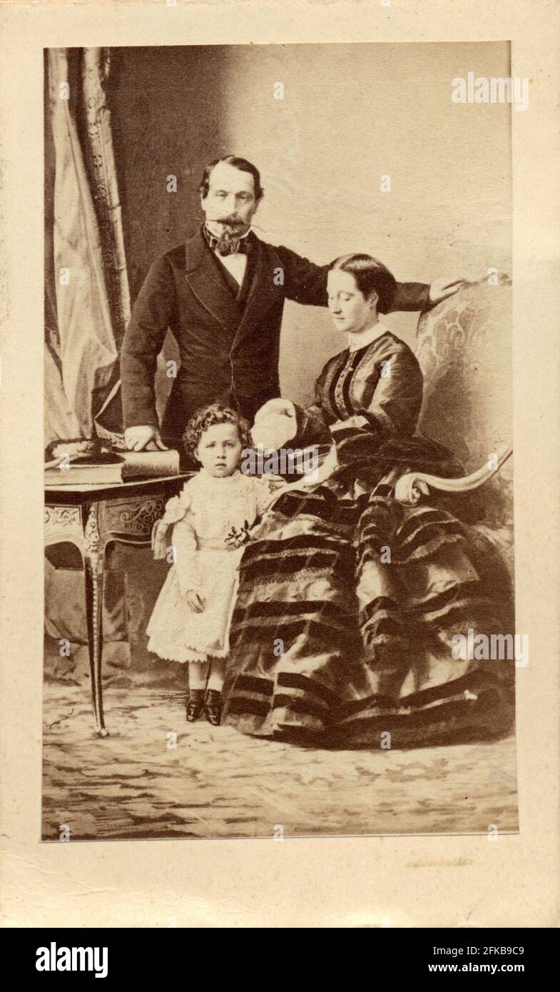 Die kaiserliche Familie Charles-Louis-Napoléon Bonaparte (Napoléon III) (1808-1873). Eugénie de Montijo, Gräfin von Teba (Kaiserin der Franzosen) (1826-1920). Ihr Sohn Louis Napoléon Eugène Jean Joseph Bonaparte (1856-1879) Paris, Fondation Napoléon Stockfoto