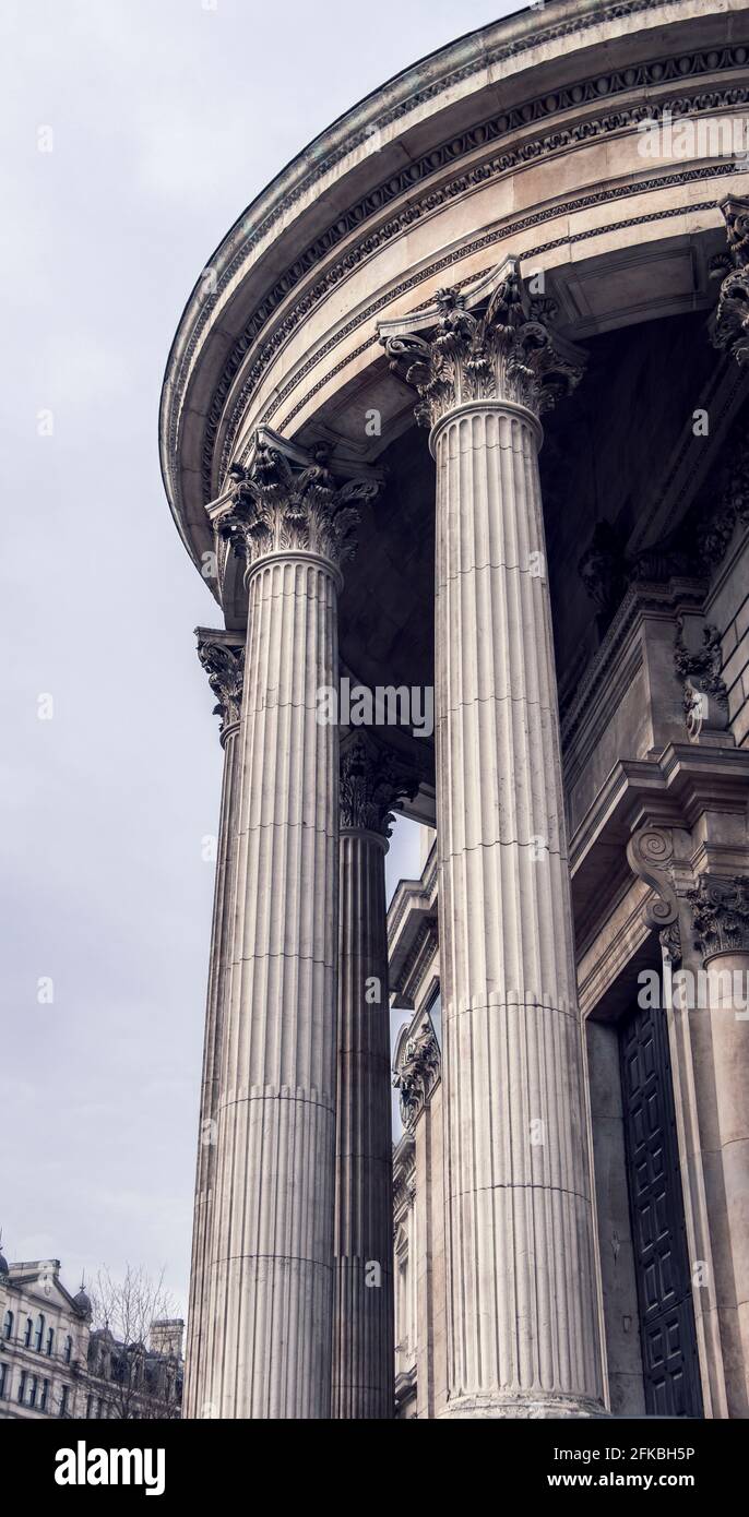 Ein Detail der St. Pauls Kathedrale in London, Großbritannien. Stockfoto