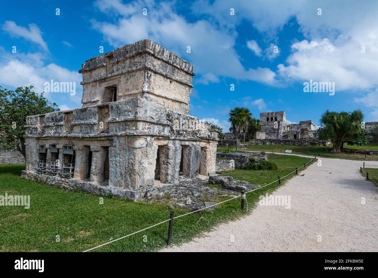 Präkolumbianische Maya-ummauerte Stadt Tulum, Quintana Roo, Mexiko, Nordamerika Stockfoto