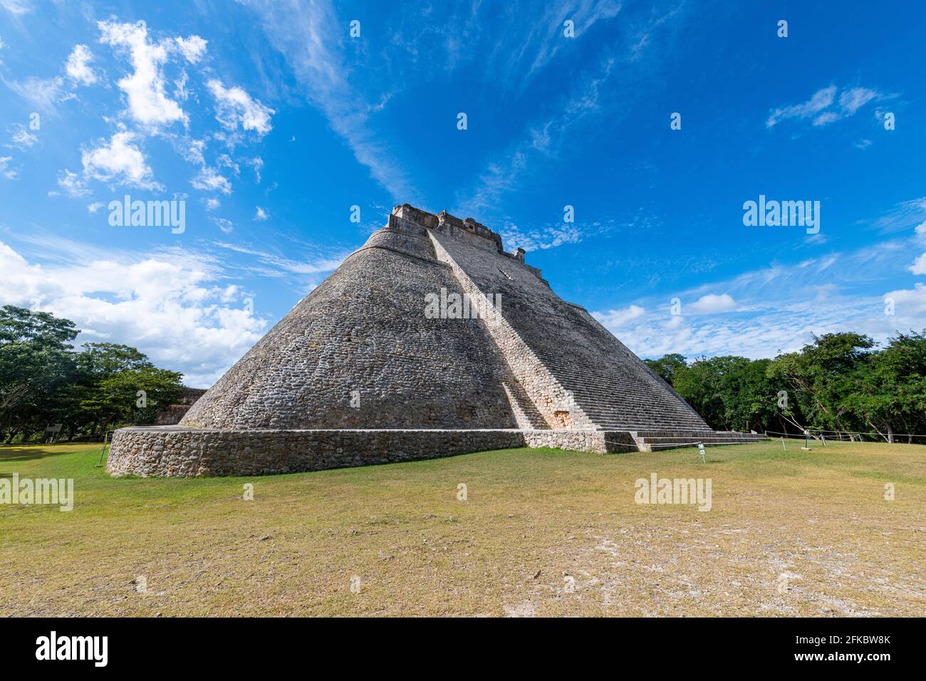 Die Maya-Ruinen von Uxmal, UNESCO-Weltkulturerbe, Yucatan, Mexiko, Nordamerika Stockfoto