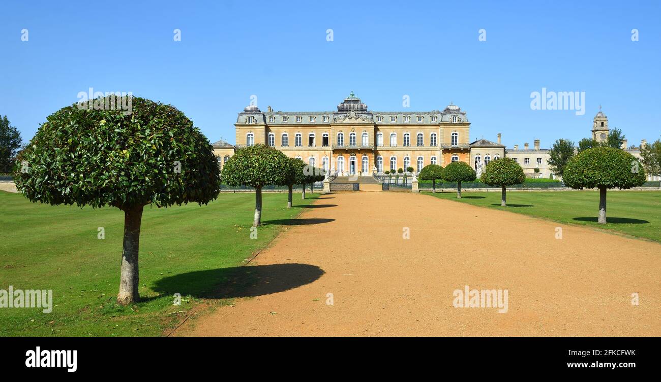 Wrest Park House Silsoe Bedfordshire an einem sonnigen Tag. Stockfoto