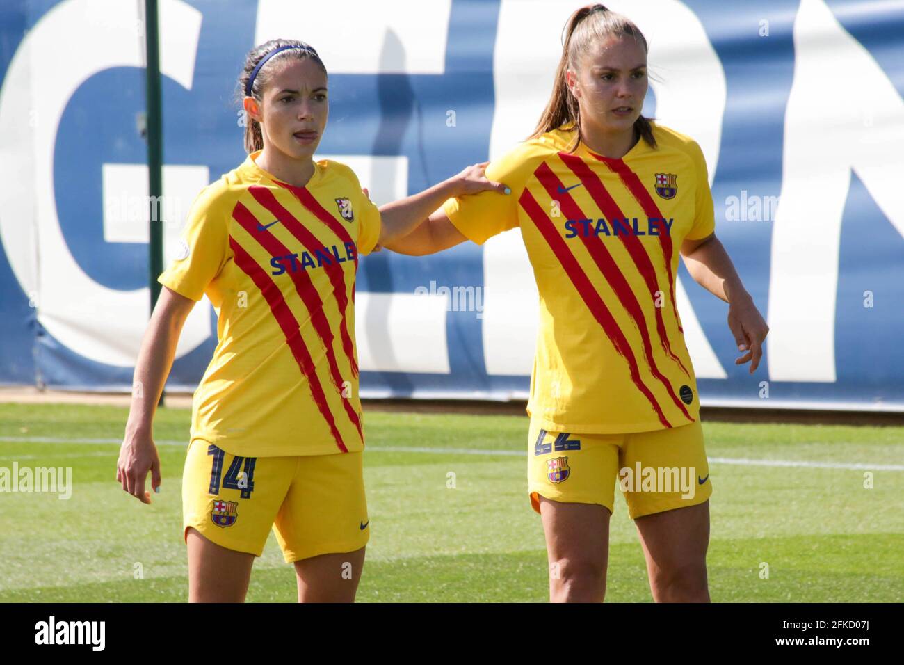 Paris, Frankreich. April 2021. Spielaction während des Halbfinales der UEFA Womens Champions League zwischen dem FC Paris Saint-Germain und dem FC Barcelona im Stade Municipal Georges Lefevre in Paris, Frankreich. Kredit: SPP Sport Pressefoto. /Alamy Live News Stockfoto