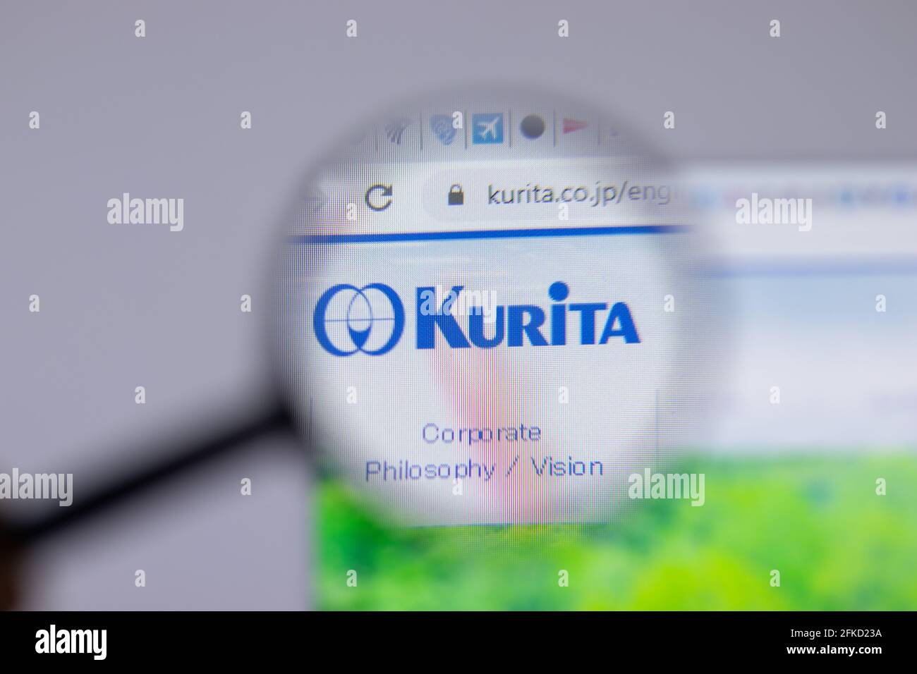 New York, USA - 26. April 2021: Firmenlogo von Kurita Water Industries in Nahaufnahme auf Website-Seite, illustrative Editorial Stockfoto
