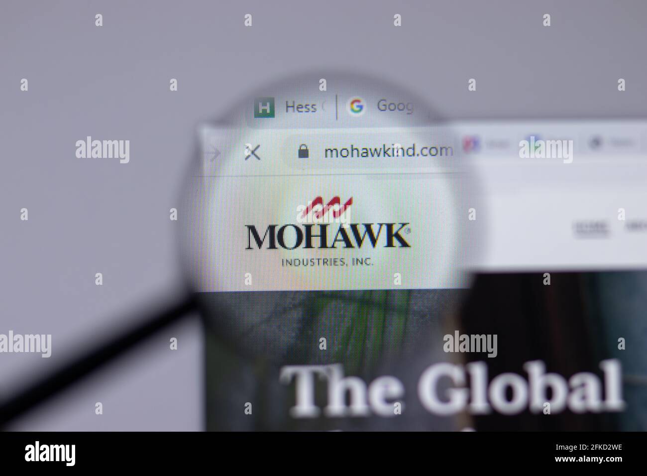 New York, USA - 26. April 2021: Mohawk Industries Firmenlogo close-up auf Website-Seite, illustrative Editorial Stockfoto