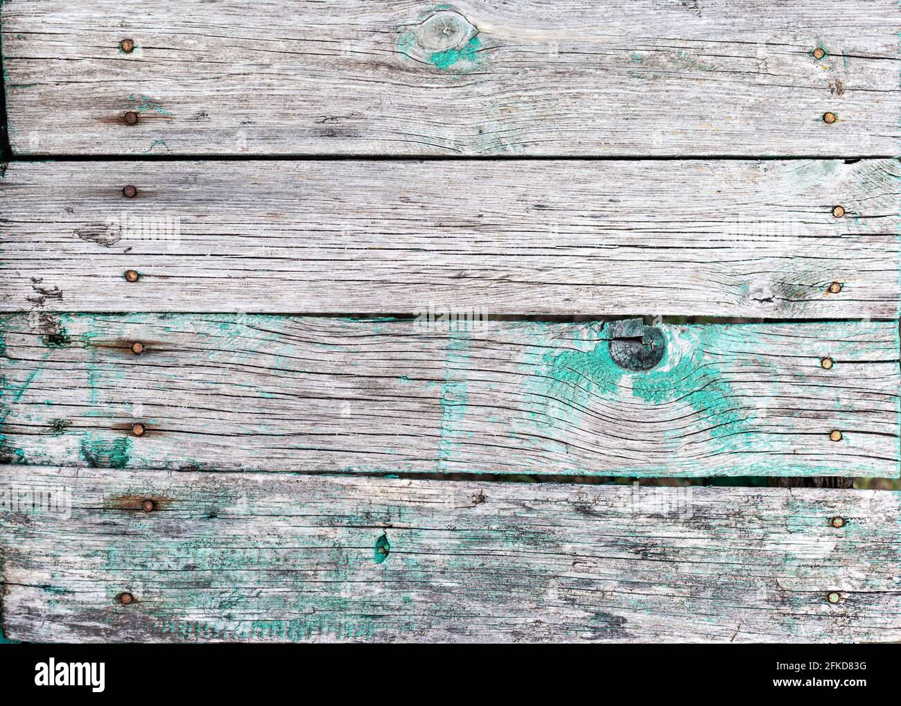Altes Holz mit geschälter blauer Farbe, Kopierraum Stockfoto