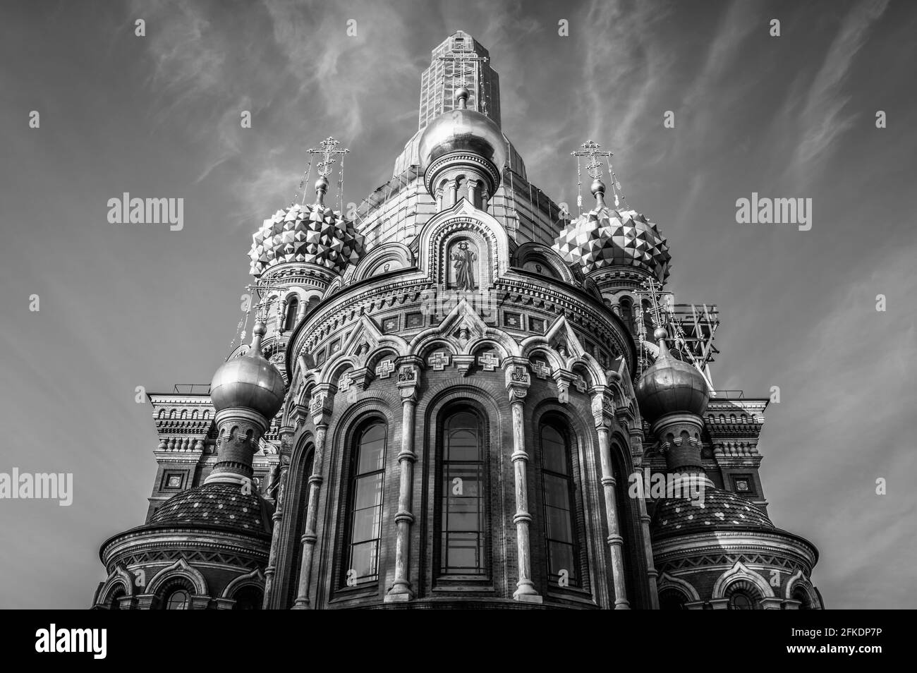 Kirche des Erlösers auf Blut. Eine ehemalige russisch-orthodoxe Kirche in Sankt Petersburg. Schwarz und Weiß Stockfoto