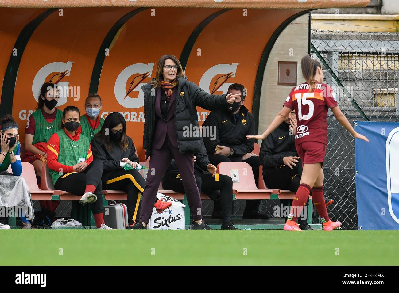 Rom, Italien, 1 Mai, 2021 Elisabetta Bavagnoli Trainer von AS Roma bei der Roma vs Milan Serie A League Woman Credit:Roberto Ramaccia/Alamy Live News Stockfoto