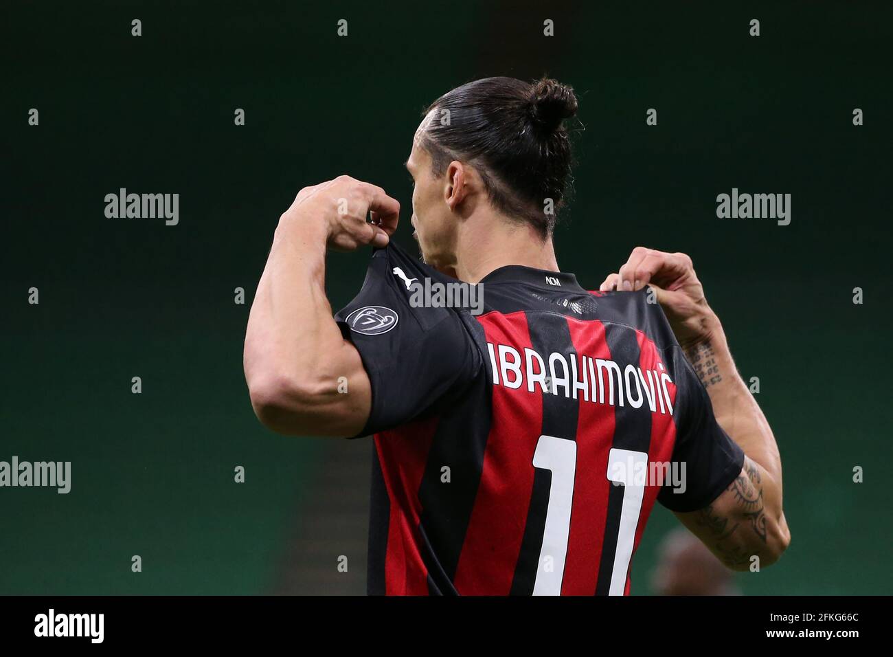 Mailand, Italien, 1. Mai 2021. Zlatan Ibrahimovic vom AC Mailand reagiert während des Serie-A-Spiels bei Giuseppe Meazza, Mailand. Bildnachweis sollte lauten: Jonathan Moscrop / Sportimage Kredit: Sportimage/Alamy Live News Stockfoto
