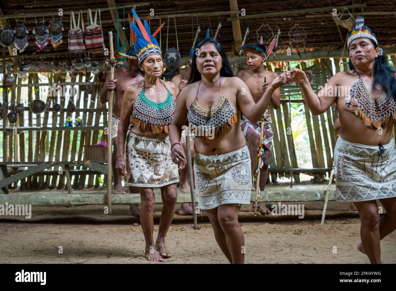 Indigene Bora Stamm des peruanischen Amazonas Stockfoto