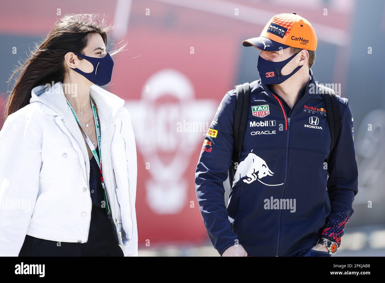 Portugal, 2. Mai 2021, VERSTAPPEN Max (NED), Red Bull Racing Honda RB16B, Portrait und seine Goldfreundin Kelly Piquet während des Formel 1 Heineken Grande Premio de Portugal 2021 vom 30. April bis 2. Mai 2021 auf dem Algarve International Circuit, in Portimao, Portugal – Photo Xavi Bonilla/DPPI/LiveMedia Stockfoto