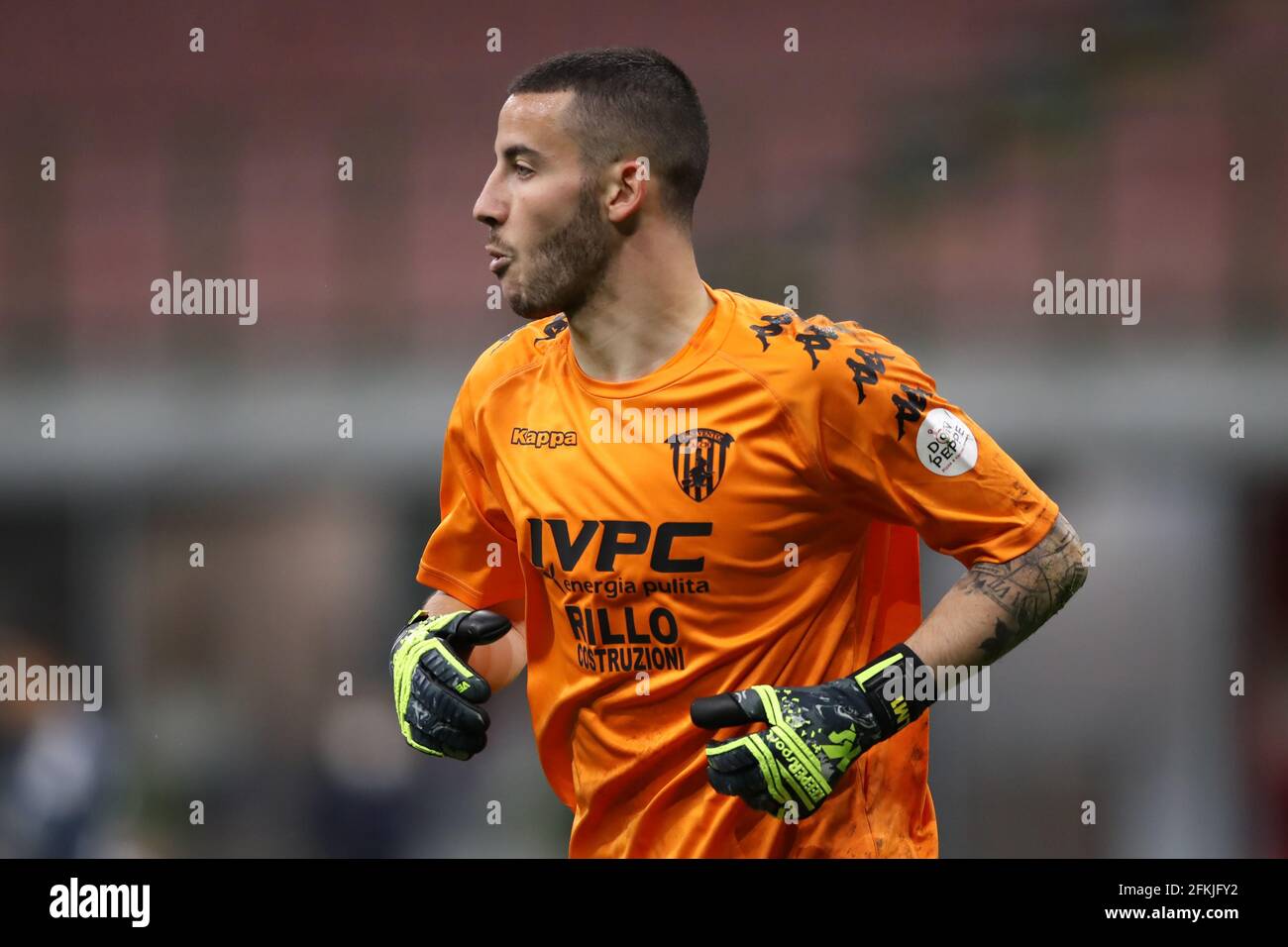 Mailand, Italien, 1. Mai 2021. Lorenzo Montipo von Benevento Calcio während der Serie A Spiel bei Giuseppe Meazza, Mailand. Bildnachweis sollte lauten: Jonathan Moscrop / Sportimage Kredit: Sportimage/Alamy Live News Stockfoto