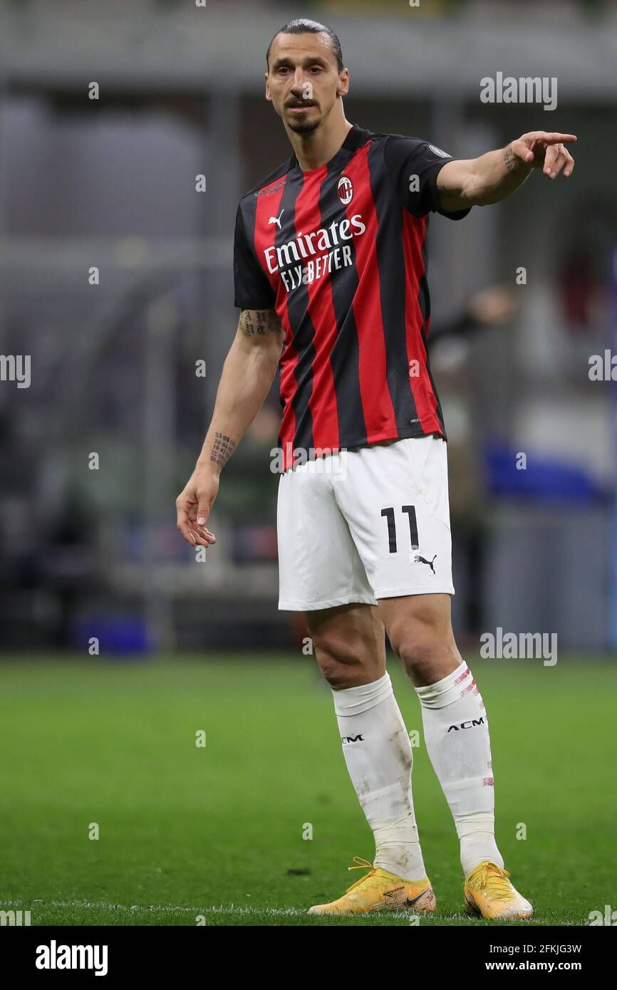 Mailand, Italien, 1. Mai 2021. Zlatan Ibrahimovic vom AC Mailand reagiert während des Serie-A-Spiels bei Giuseppe Meazza, Mailand. Bildnachweis sollte lauten: Jonathan Moscrop / Sportimage Kredit: Sportimage/Alamy Live News Stockfoto