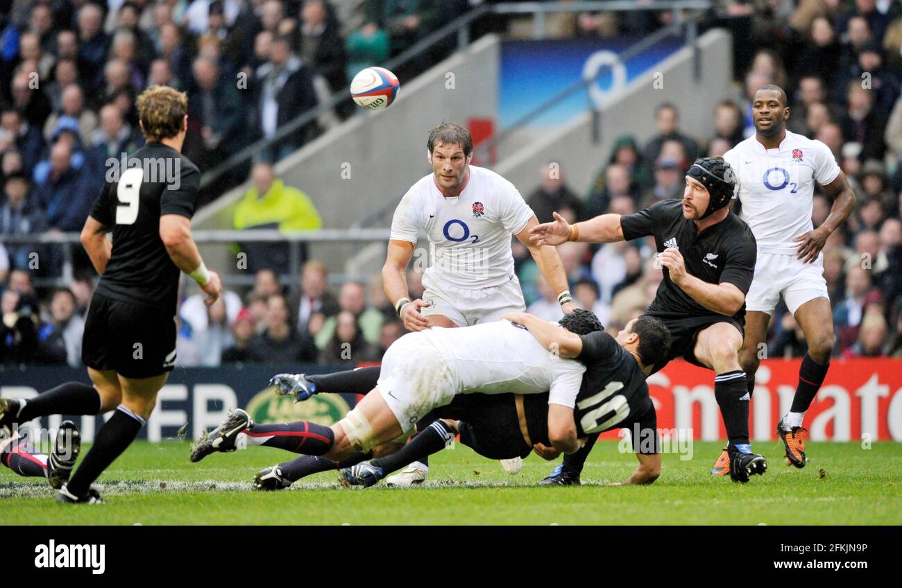 ENGLAND V NEUSEELAND IN TWICKENHAM 21/11/09. BILD DAVID ASHDOWN Stockfoto