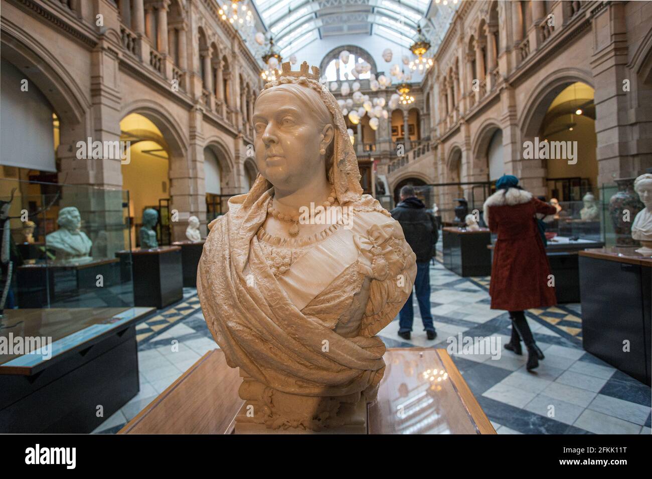 Büste der Königin Victora in der Kelvingrove Art Gallery and Museum in Glasgow, Schottland, Großbritannien Stockfoto