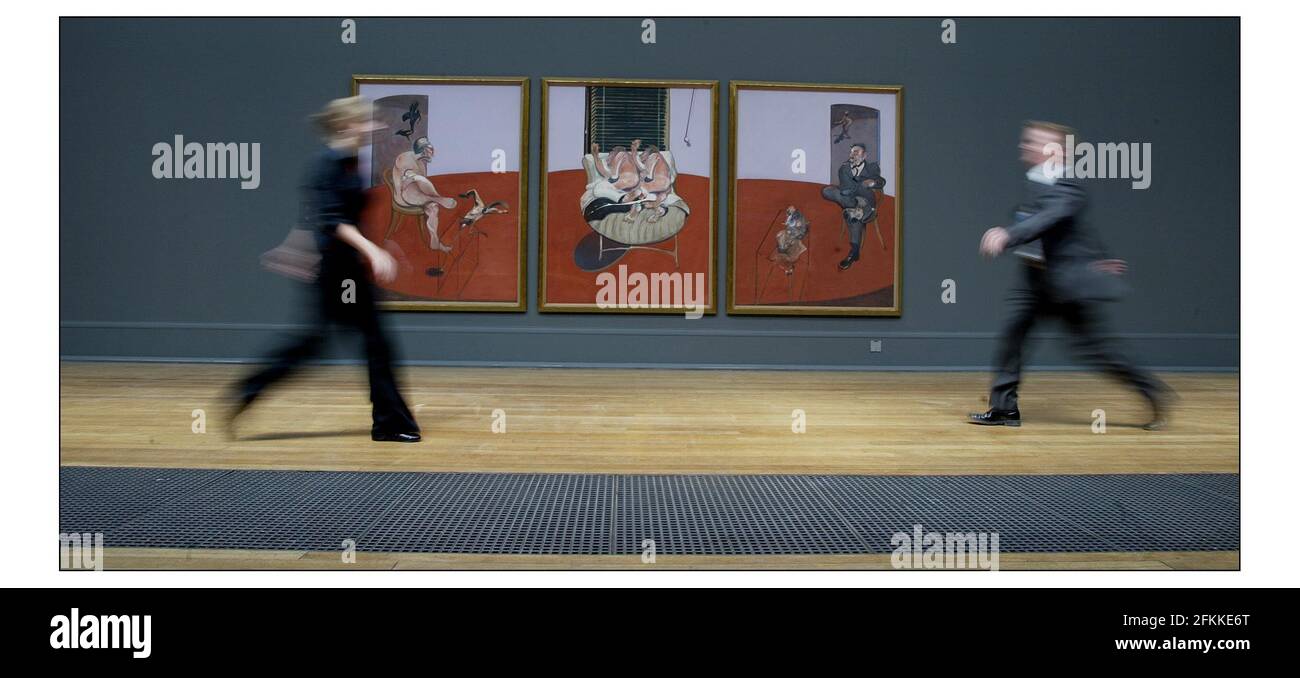 Ein großes Francis Bacon Gemälde von 1968 wird erstmals in einer britischen öffentlichen Galerie als Teil eines neuen Raumes in den British Art Displays in der Tate Britain gezeigt. Zwei Figuren liegen auf einem Bett mit Begleitern 1968 wurde großzügig von der Teheran Museum of Contemporary Art, in dessen Sammlung es seit dem 1970s.pic David Sandison 17/6/2004 Stockfoto